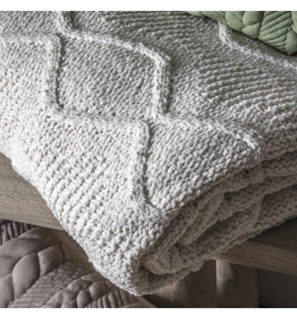 Chenille Knit Cable Throw Cream
